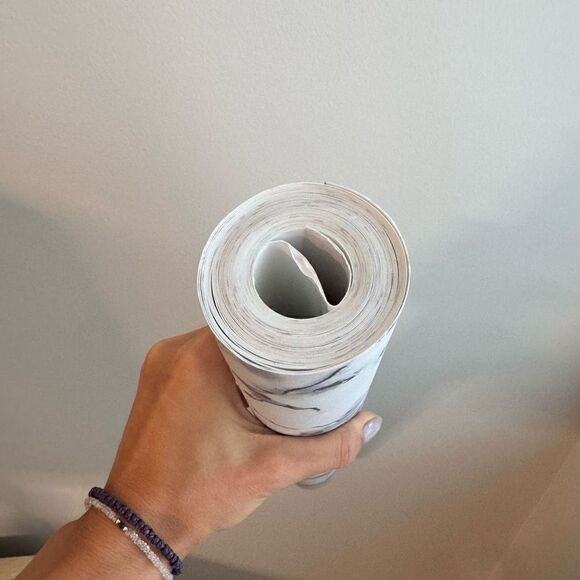 Marble self-adhesive paper roll decal - Picture 2 of 3